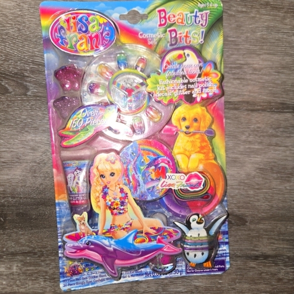 New LISA FRANK COSMETIC SET BEAUTY BITS.‎ OVER 150 PIECES ~ XOXO ~ FINGE… - Picture 1 of 3